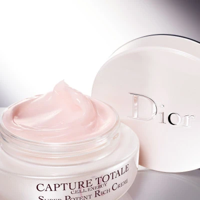 DIOR Capture Totale Super Potent Rich Creme Crème Riche Anti-âge Global 4 DIOR Capture Totale Super Potent Rich Creme Crème Riche Anti-âge Global – Image 2