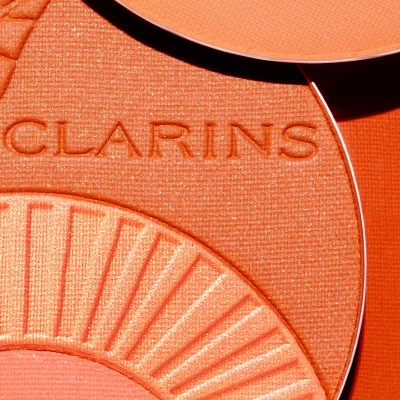 Clarins Ever Bronze & Blush Poudre Compacte Bonne Mine Ensoleillée Nutrition 6 Clarins Ever Bronze & Blush Poudre Compacte Bonne Mine Ensoleillée Nutrition – Image 4