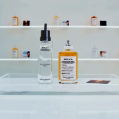 Maison Margiela REPLICA BY THE FIREPLACE Eau De Toilette 17 Maison Margiela REPLICA BY THE FIREPLACE Eau De Toilette -Célèbre Cosmétiques Magasin replica by the fireplace eau de toilette 7