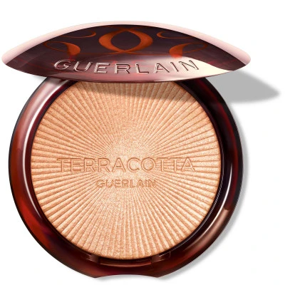 Guerlain Terracotta Luminizer La Poudre Enlumineur - 96% D'ingrédients D'origine Naturelle Éclat Scintillant & Doré 3 Guerlain Terracotta Luminizer La Poudre Enlumineur - 96% D'ingrédients D'origine Naturelle Éclat Scintillant & Doré